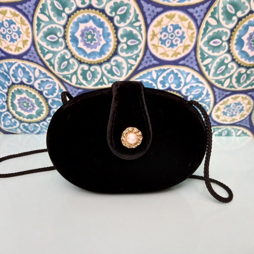 Velvet Women's Cocktail Party Purse - Pearl Gold Hardware Snap Clasp Handmade